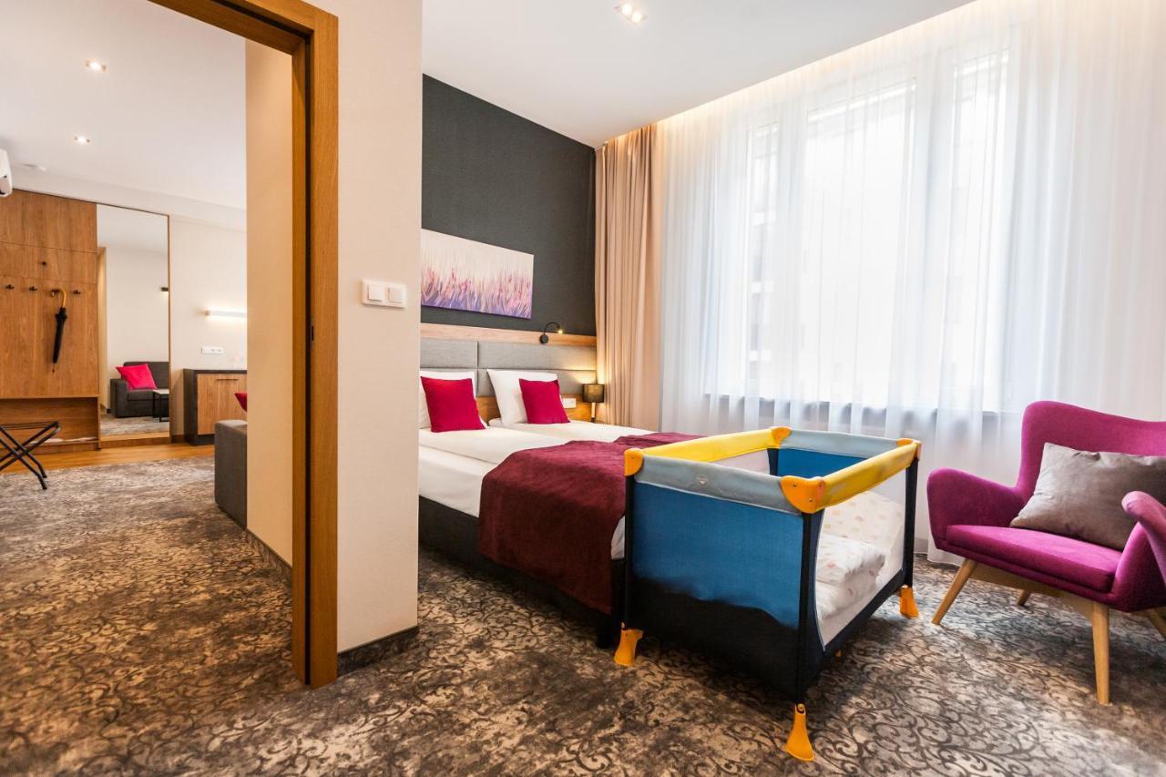 K4 Aparthotel Krakow Exterior photo